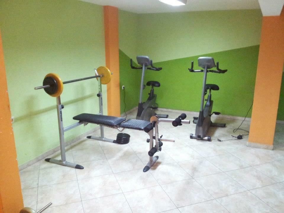 Hotel Triumph Nova Zagora Esterno foto